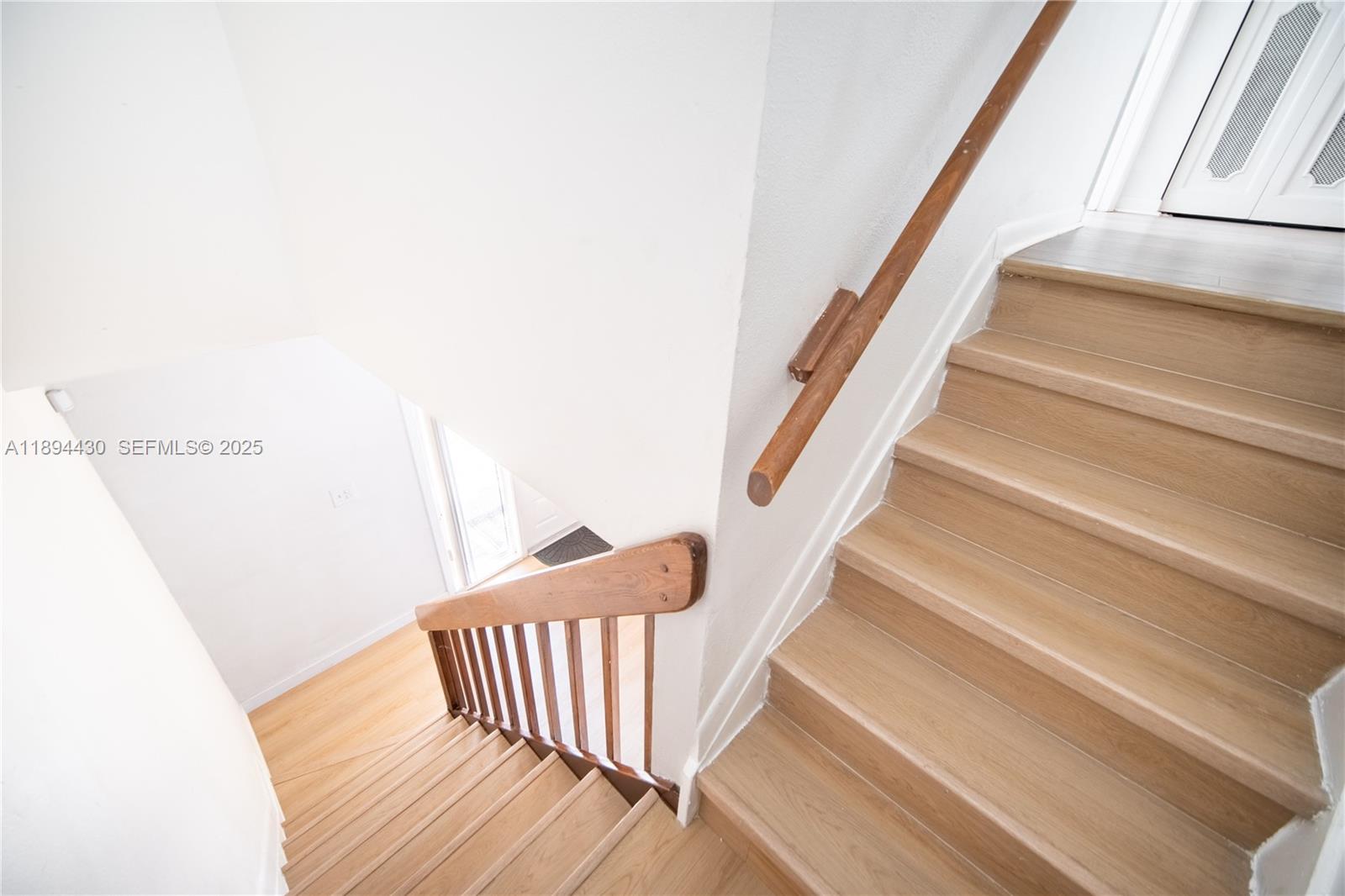 6845 Northwest 169th Street, Unit 41C Hialeah, FL 33015 - Photo 8 of 20 a view of entryway