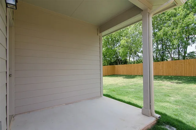 $1,950 | 117 Naset Drive, Georgetown, TX 78626