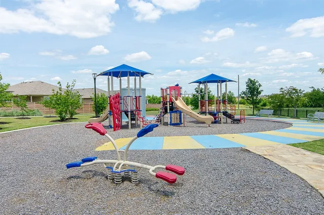 $1,950 | 117 Naset Drive, Georgetown, TX 78626