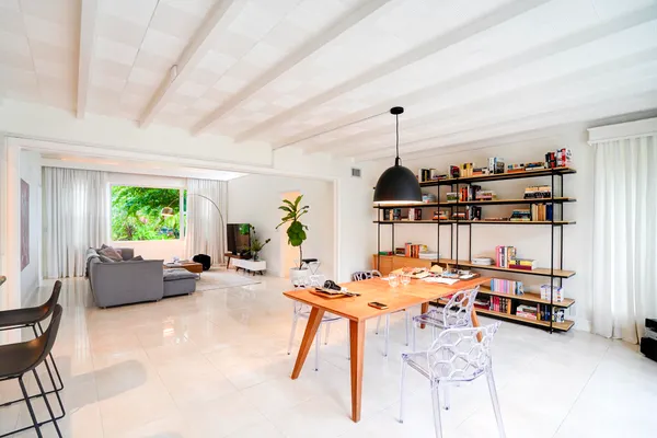 $6,200 | 216 32nd Street, West Palm Beach, FL 33407