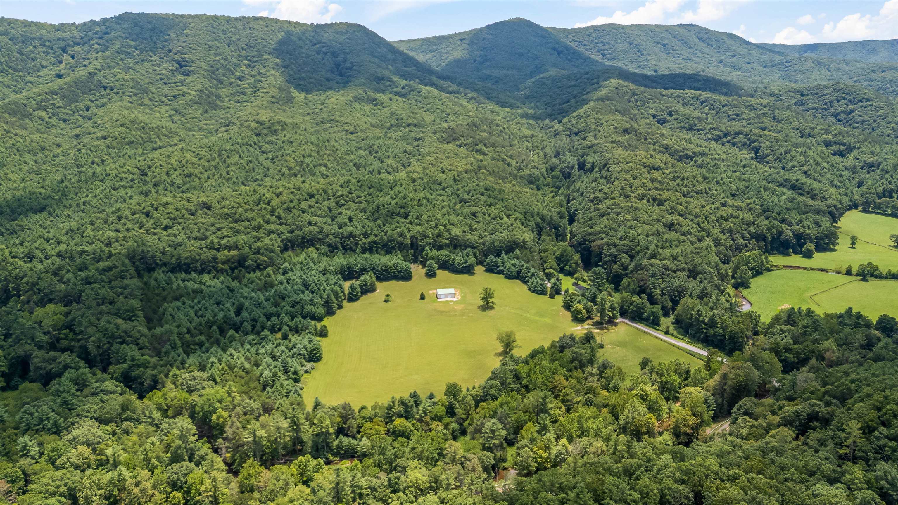5685 Robinson Tract Road Pulaski, VA 24301 - Photo 75 of 82 Gallery Image 75