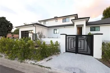 $3,900 | 9315 White Oak Avenue, Northridge, CA 91325