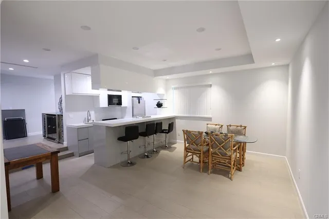 $3,900 | 9315 White Oak Avenue, Northridge, CA 91325