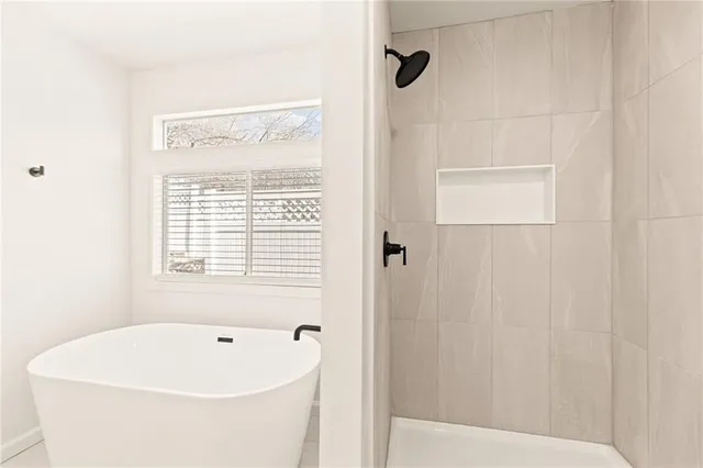 $340,000 | 1820 Hampton Street, Lawrence, KS 66046