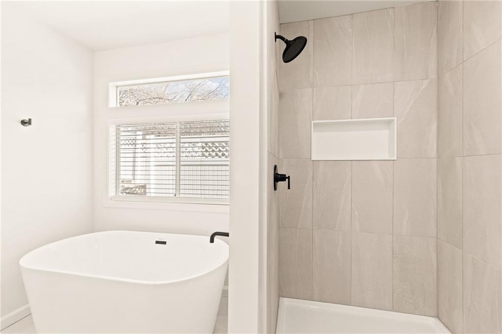 1820 Hampton Street Lawrence, KS 66046 - Photo 21 of 34