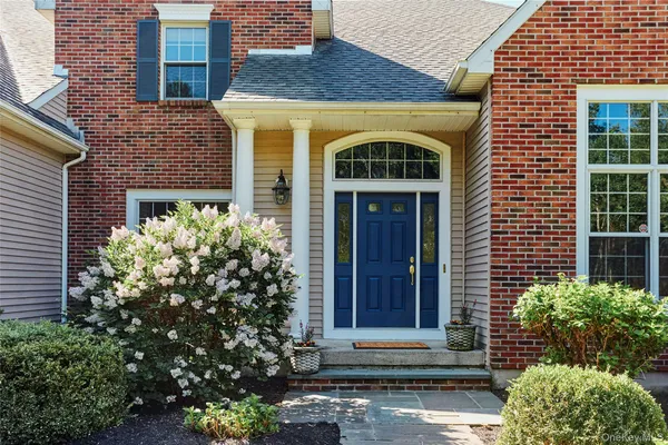 $1,200,000 | 58 Deer Run, Red Hook, NY 12571