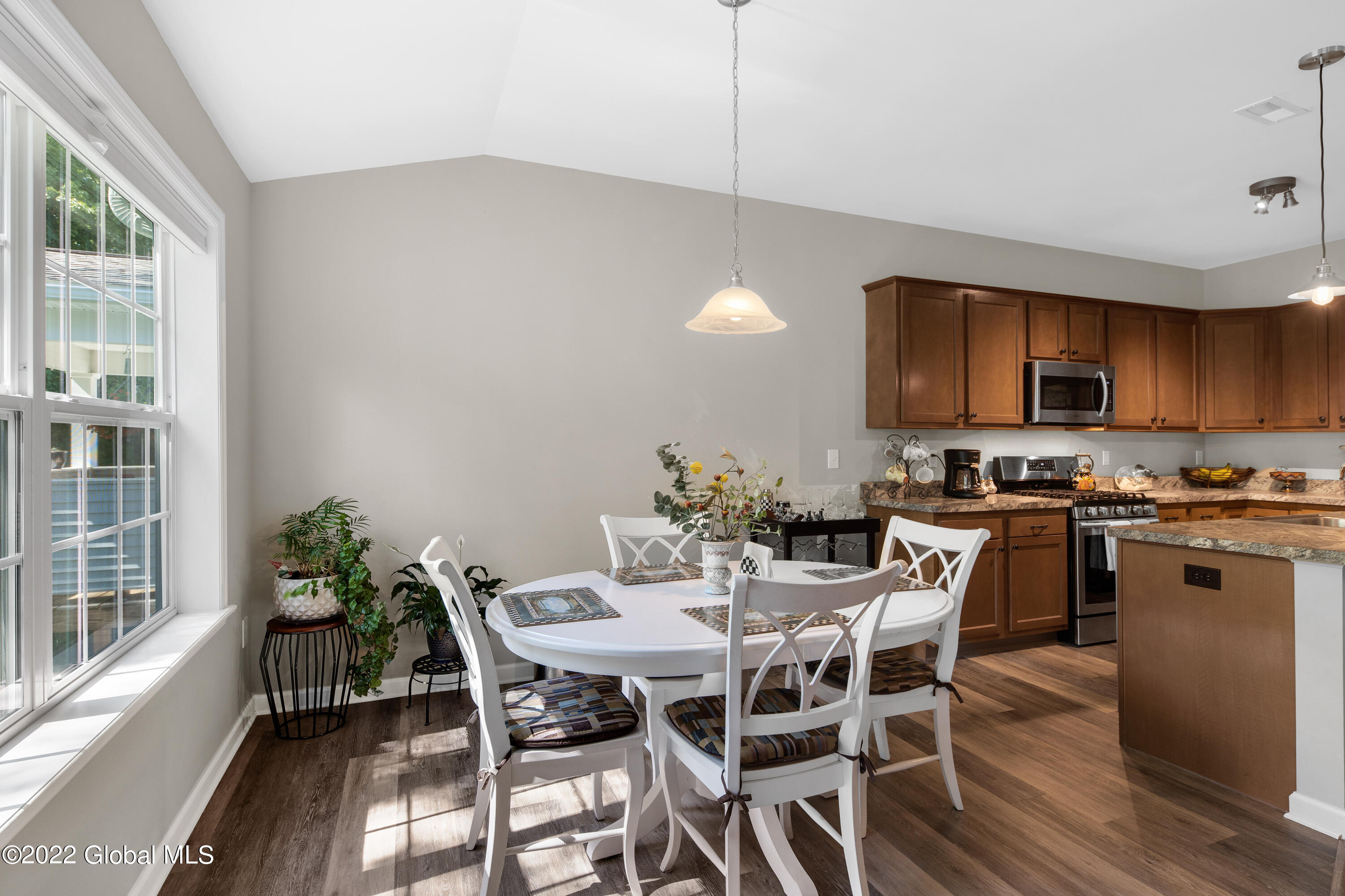 603 Grayson Place Schenectady, NY 12302 - Photo 18 of 29 1 (18)