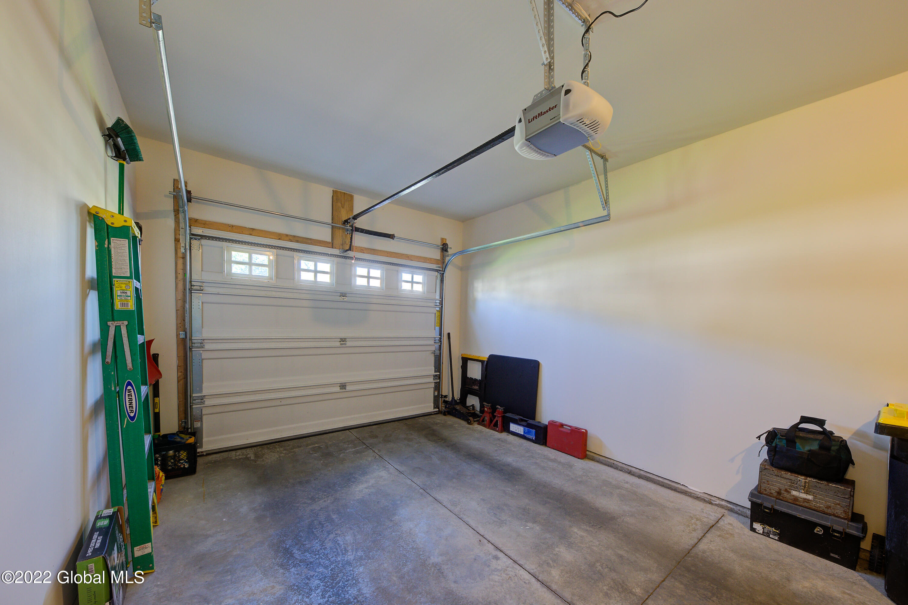 603 Grayson Place Schenectady, NY 12302 - Photo 25 of 29 1 (25)