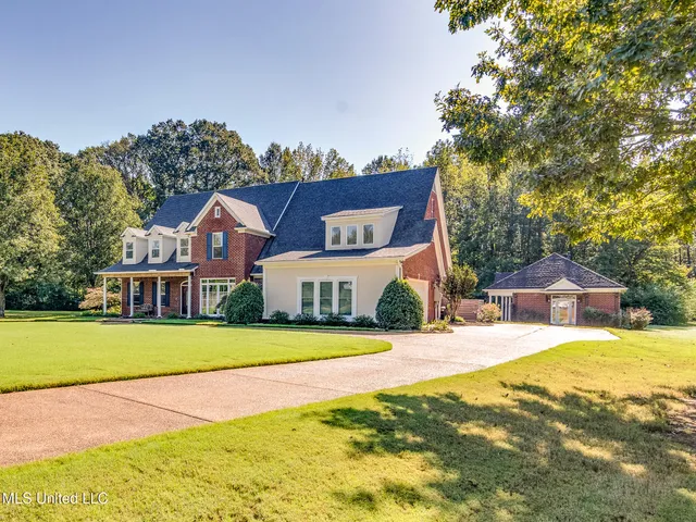 $920,000 | 268 Bonnie Blue Cove, Olive Branch, MS 38654