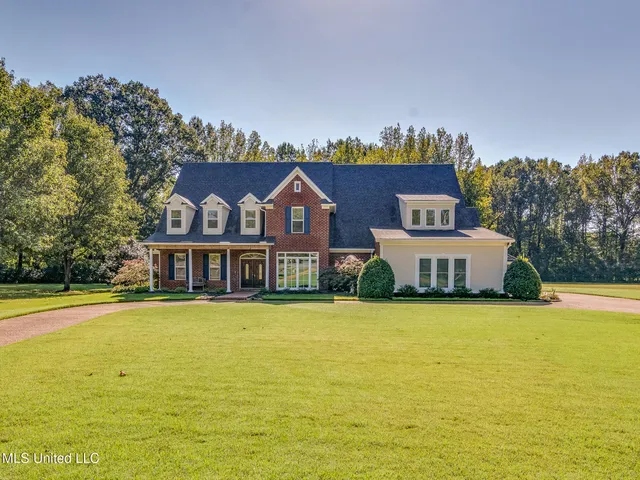 $920,000 | 268 Bonnie Blue Cove, Olive Branch, MS 38654