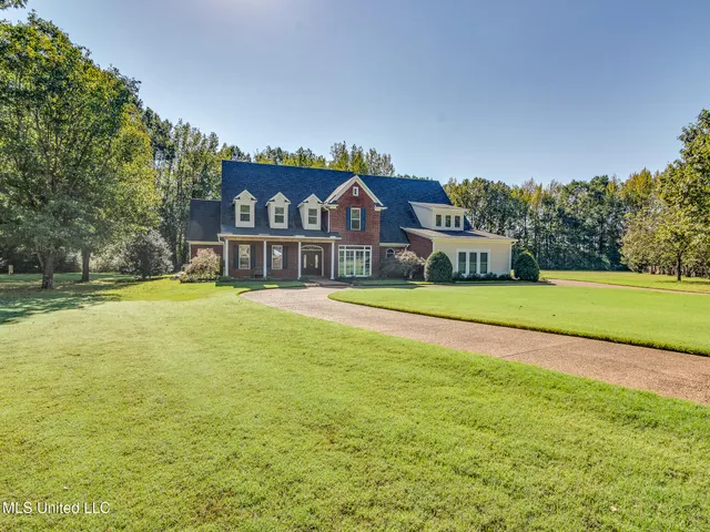 $920,000 | 268 Bonnie Blue Cove, Olive Branch, MS 38654