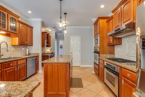 $899,900 | 268 Bonnie Blue Cove, Olive Branch, MS 38654