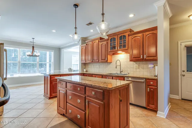 $920,000 | 268 Bonnie Blue Cove, Olive Branch, MS 38654