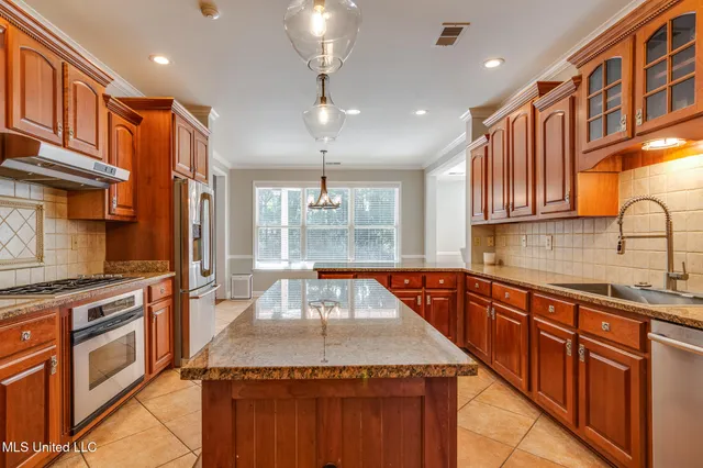 $920,000 | 268 Bonnie Blue Cove, Olive Branch, MS 38654