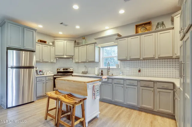 $920,000 | 268 Bonnie Blue Cove, Olive Branch, MS 38654