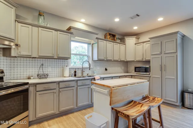 $920,000 | 268 Bonnie Blue Cove, Olive Branch, MS 38654