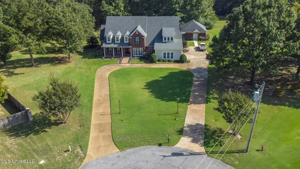 $899,900 | 268 Bonnie Blue Cove, Olive Branch, MS 38654