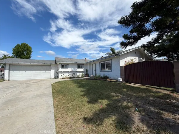 $3,900 | 10402 Bowen Circle, Garden Grove, CA 92843