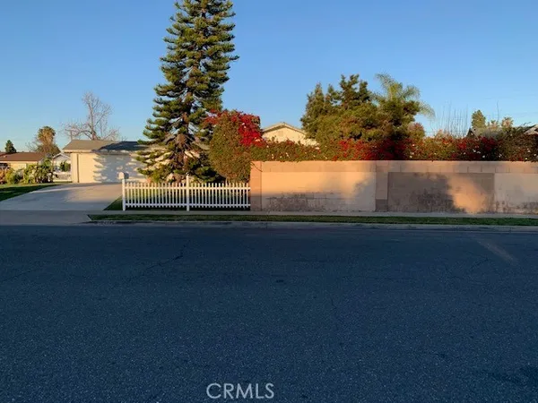 $3,900 | 10402 Bowen Circle, Garden Grove, CA 92843