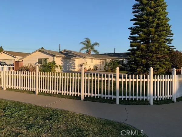 $3,900 | 10402 Bowen Circle, Garden Grove, CA 92843