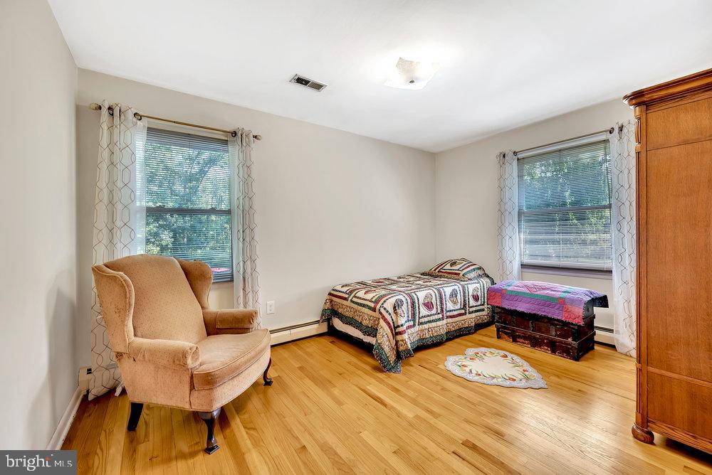 33 Spring Garden Road Robbinsville, NJ 08691 - Photo 21 of 30 Gallery Image 21