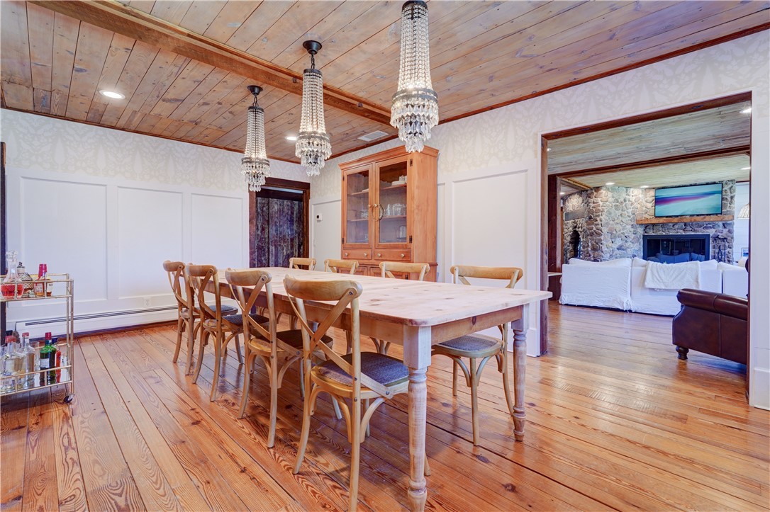 65 Mitchell Road Pittsford, NY 14534 - Photo 11 of 36