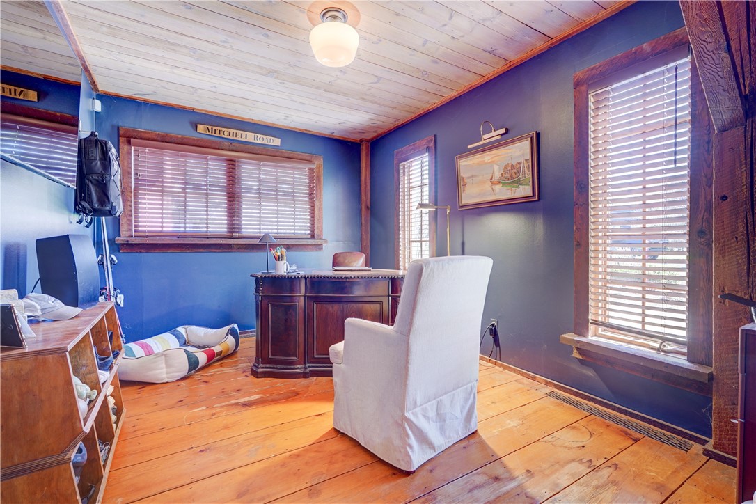 65 Mitchell Road Pittsford, NY 14534 - Photo 21 of 36