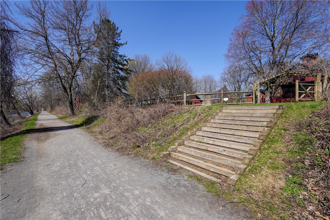65 Mitchell Road Pittsford, NY 14534 - Photo 28 of 36
