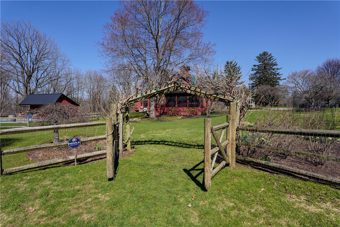 65 Mitchell Road Pittsford, NY 14534 - Photo 29 of 36