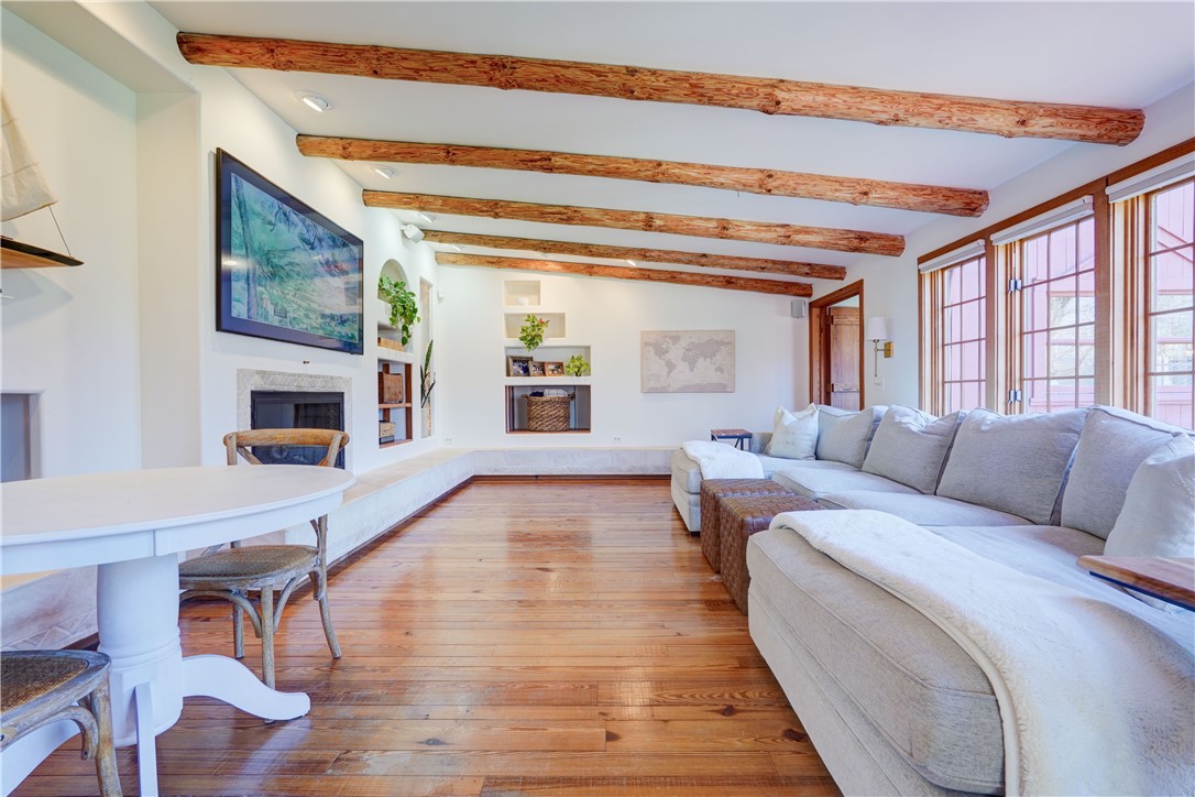 65 Mitchell Road Pittsford, NY 14534 - Photo 8 of 36