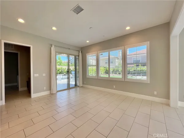 $7,300 | 71 Rexford, Irvine, CA 92620