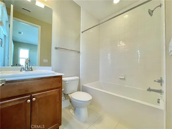 $7,300 | 71 Rexford, Irvine, CA 92620