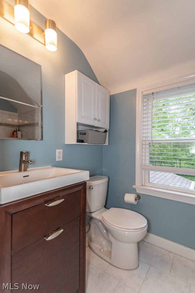 5199 Mayview Road Cleveland, OH 44124 - Photo 26 of 30