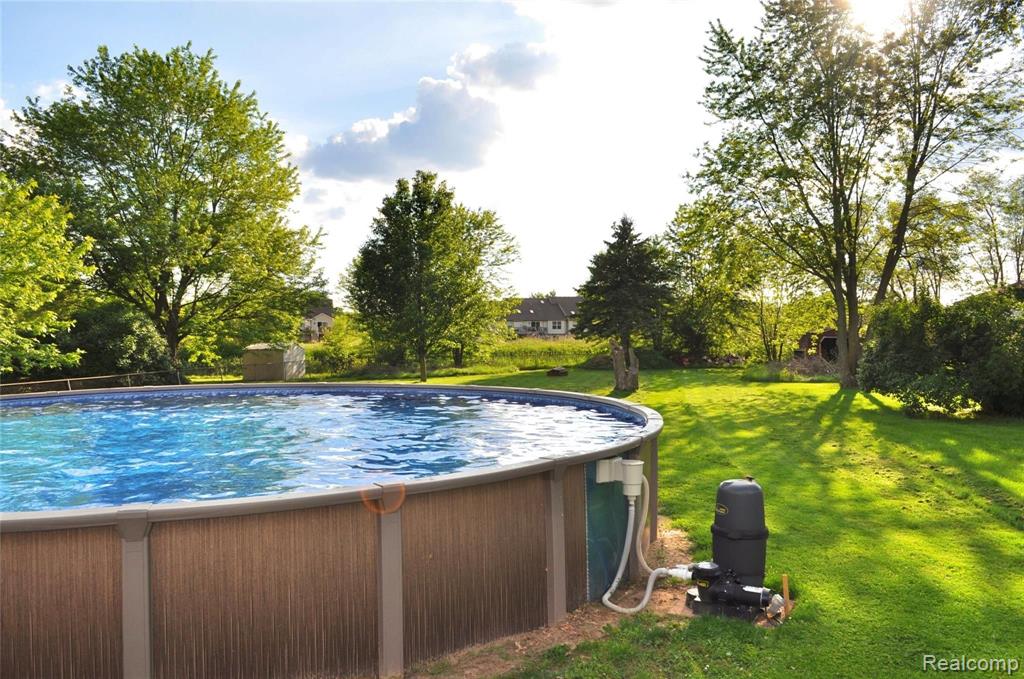 2441 North Irish Road Davison, MI 48423 - Photo 21 of 22