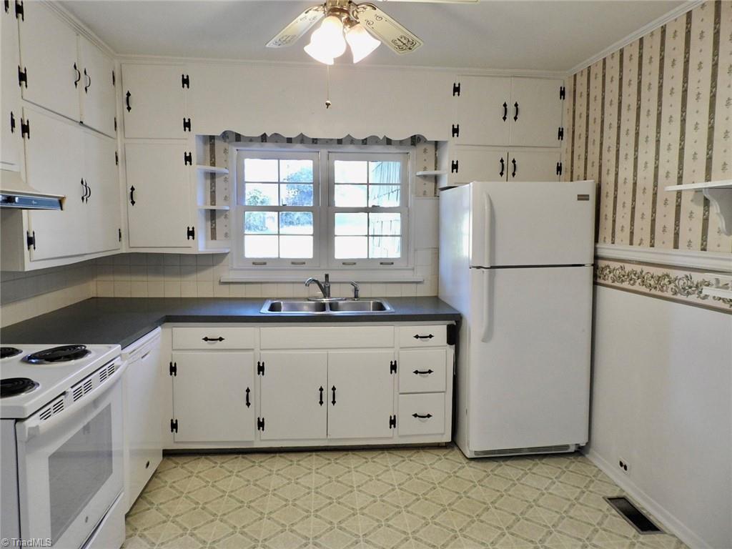528 Winston Road Jonesville, NC 28642 - Photo 5 of 15 Gallery Image 5