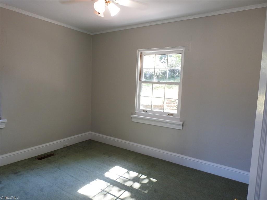 528 Winston Road Jonesville, NC 28642 - Photo 9 of 15 Gallery Image 9