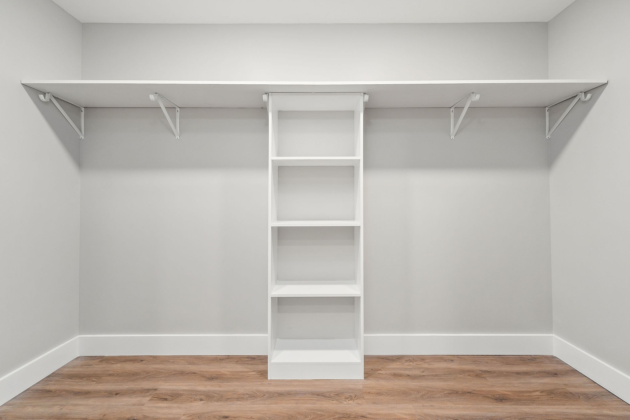 1053 Benton Tidwell Road Hilham, TN 38568 - Photo 21 of 39 a view of an empty walk in closet
