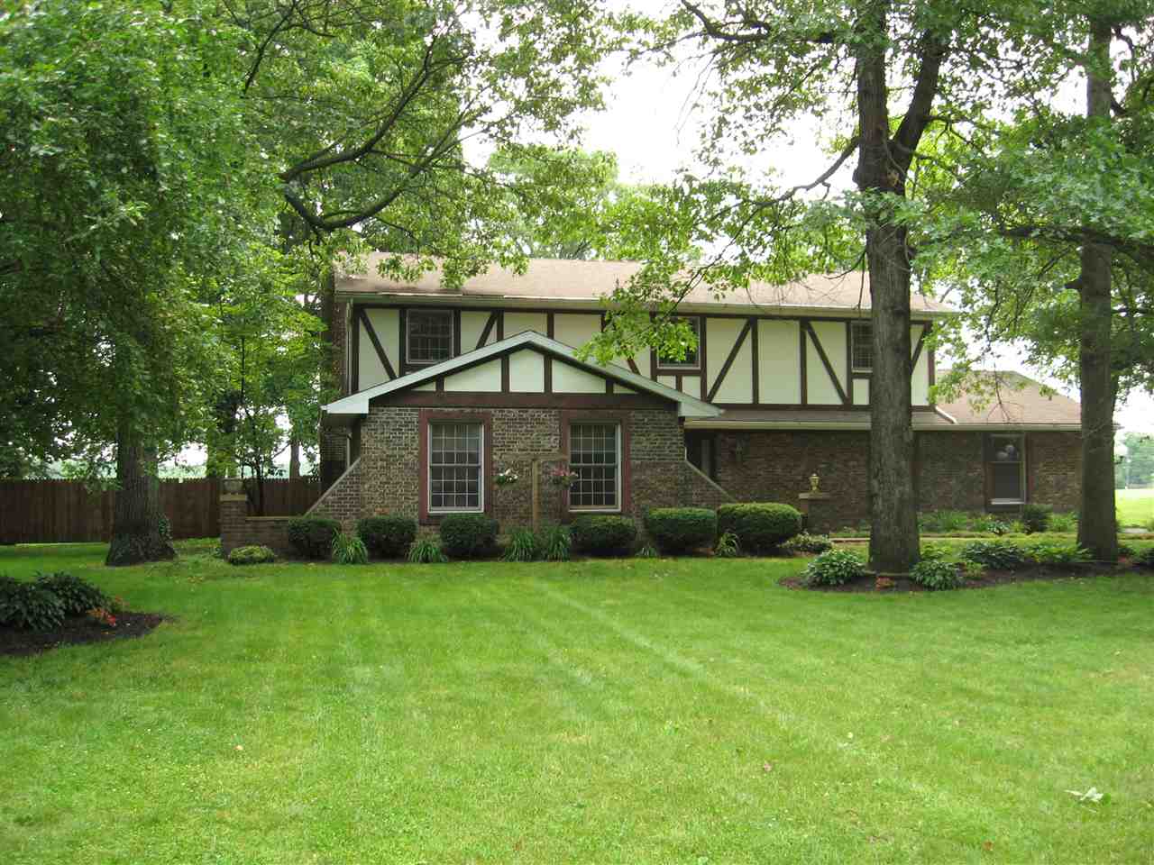 1121 North Prairiewood Drive Rochester, IN 46975 - Photo 9 of 14