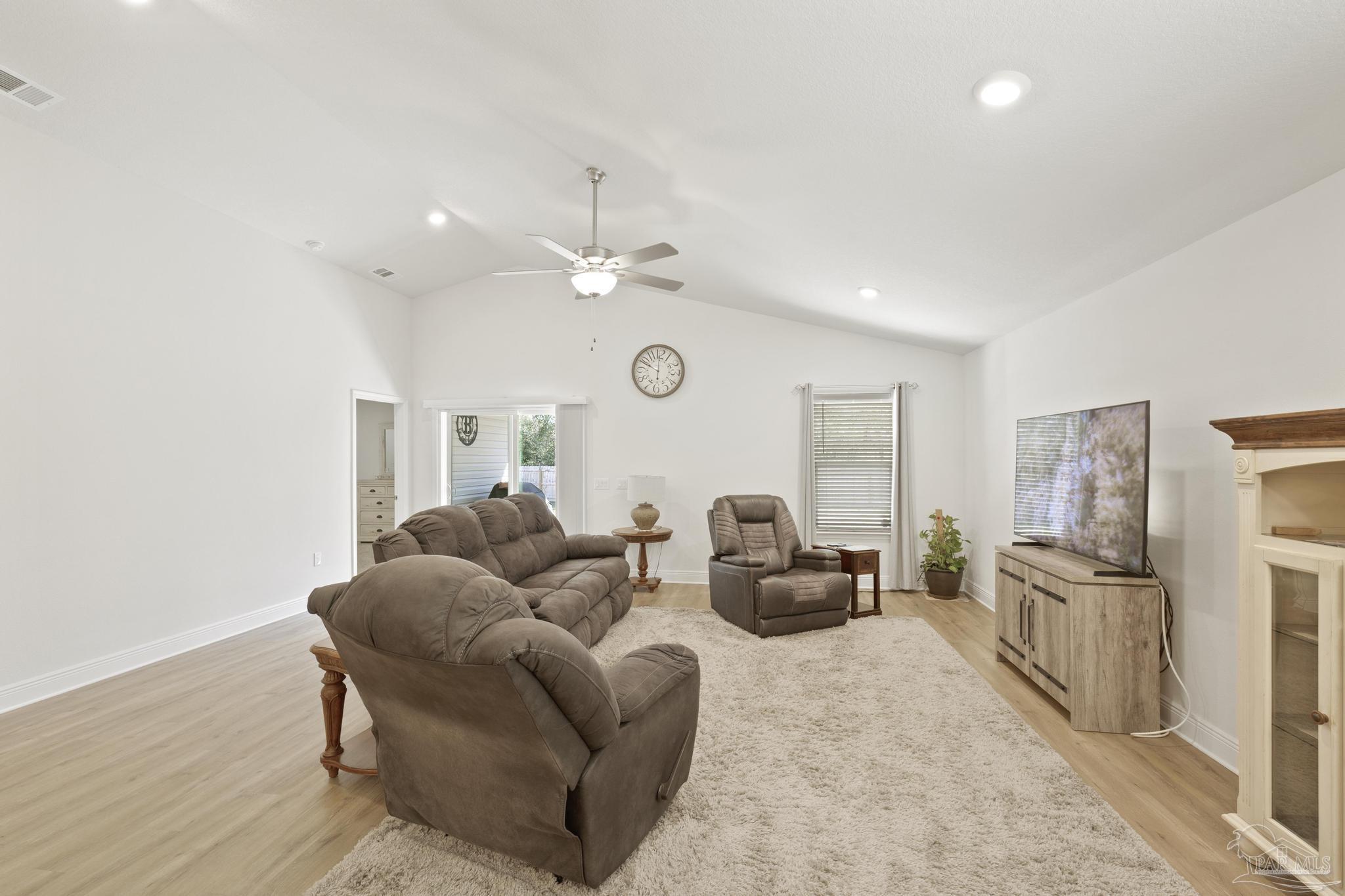 4758 West Lynn Road Milton, FL 32583 - Photo 14 of 47