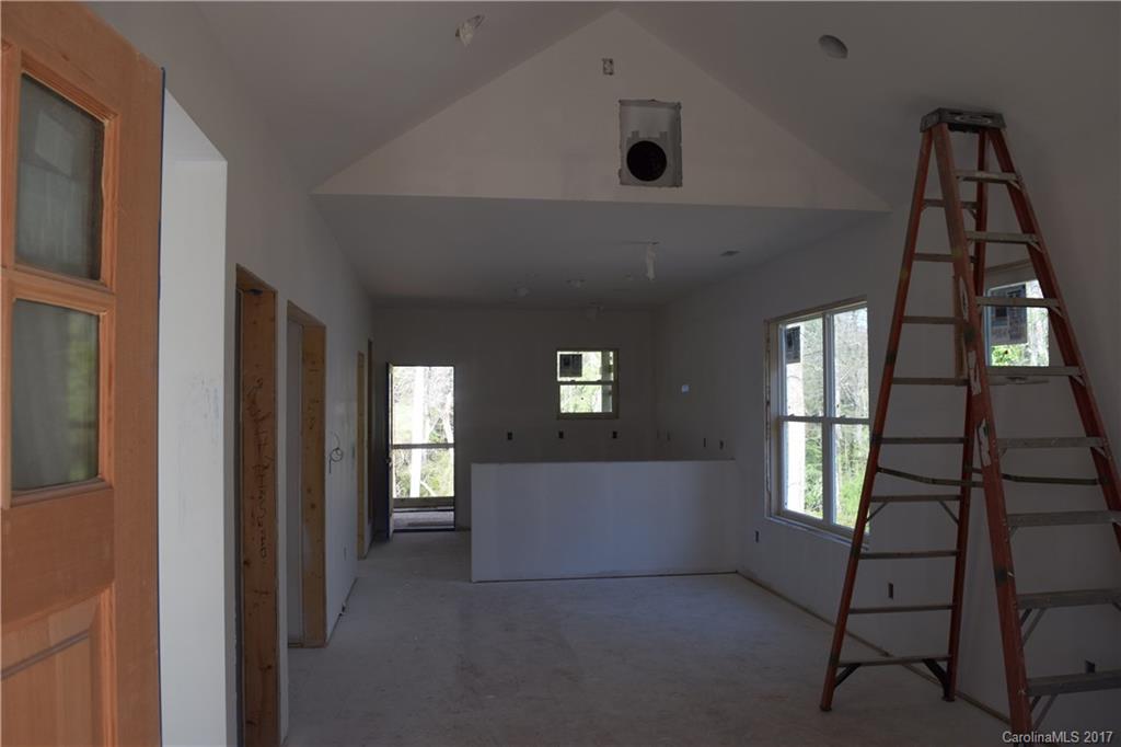 214 Turnpike Road Brevard, NC 28712 - Photo 11 of 24 Gallery Image 11
