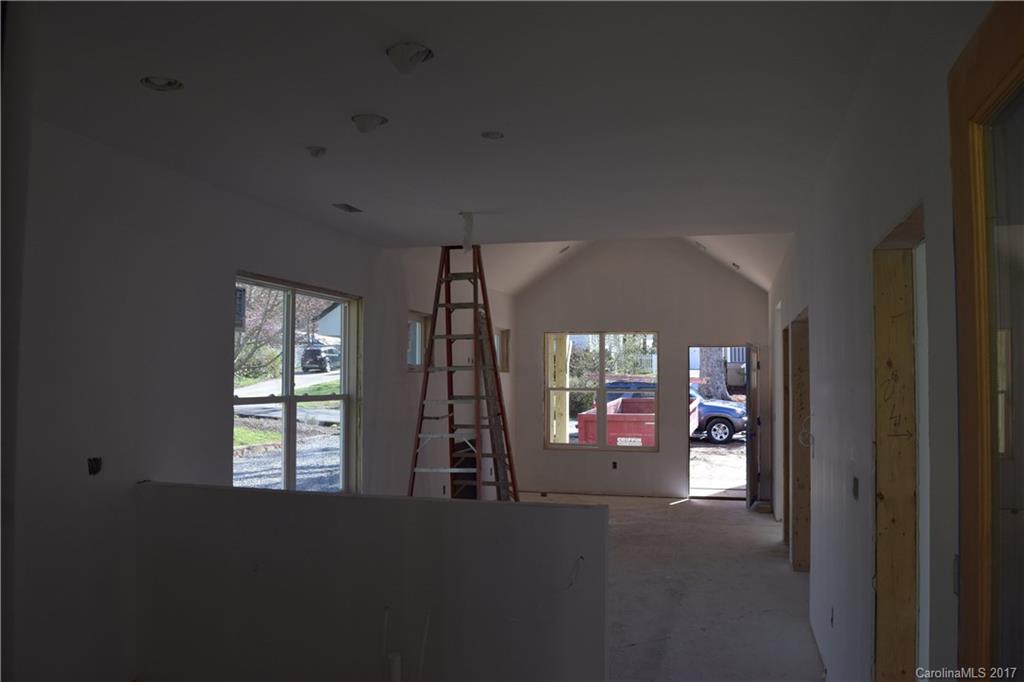 214 Turnpike Road Brevard, NC 28712 - Photo 12 of 24 Gallery Image 12
