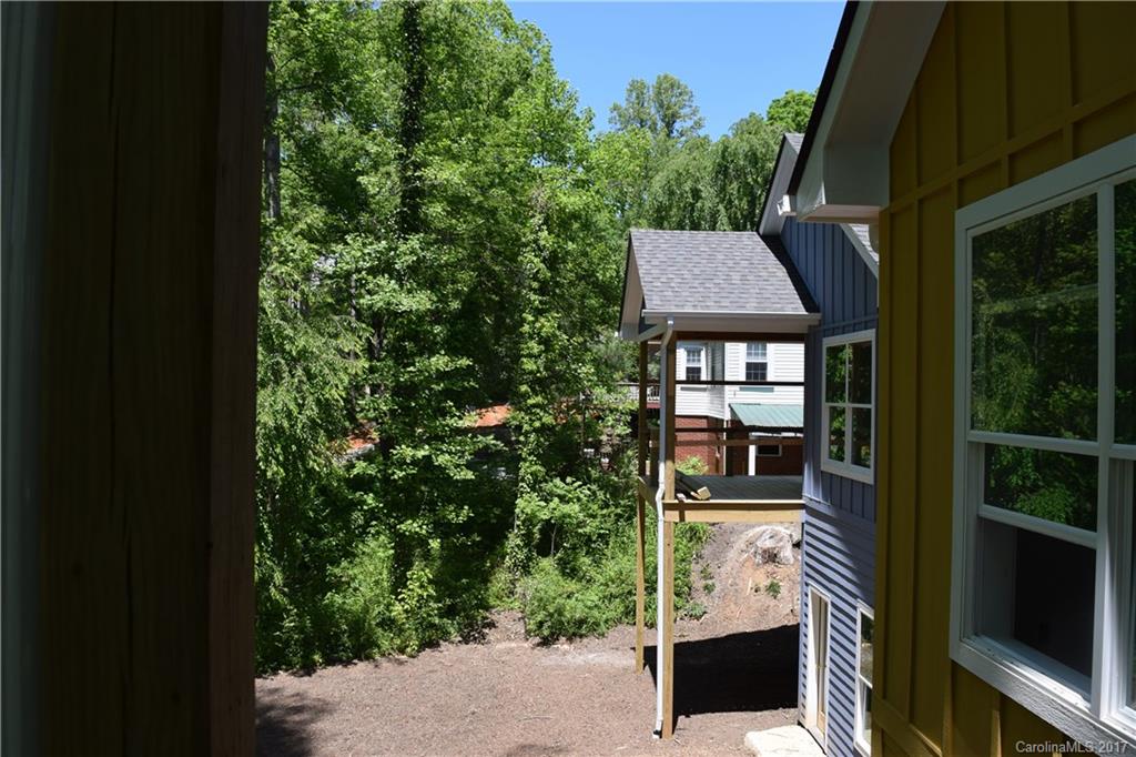 214 Turnpike Road Brevard, NC 28712 - Photo 7 of 24 Gallery Image 7