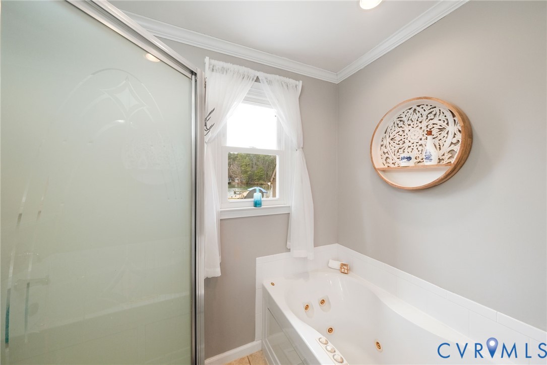 844 Monarch Shores Road Kilmarnock, VA 22482 - Photo 17 of 54