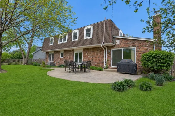 $749,900 | 1145 Hunting Drive, Palatine, IL 60067