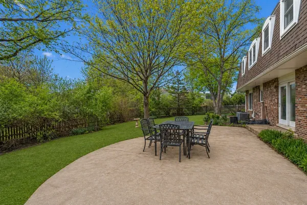 $749,900 | 1145 Hunting Drive, Palatine, IL 60067