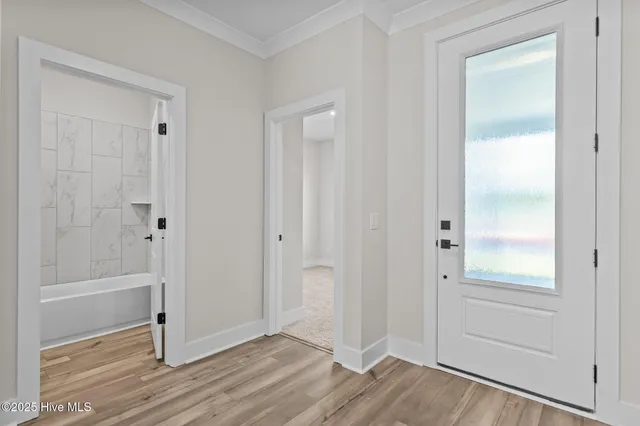 $373,900 | 103 Umbrella Palm Drive, Hampstead, NC 28443