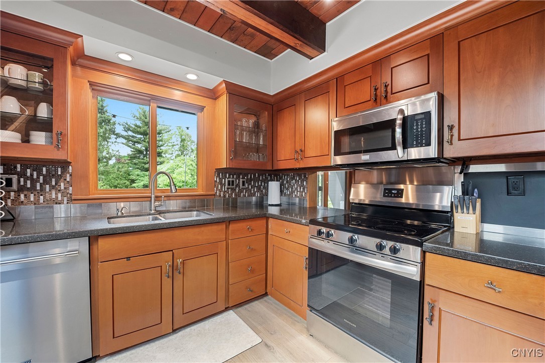 6139 Commane Road LaFayette, NY 13084 - Photo 18 of 49