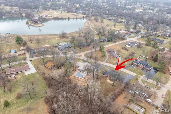 $1,150,000 | 11584 New London Drive, St. Louis, MO 63141
