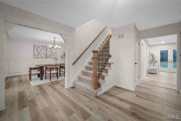 $1,150,000 | 11584 New London Drive, St. Louis, MO 63141