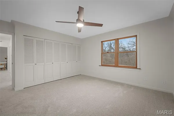 $1,150,000 | 11584 New London Drive, St. Louis, MO 63141